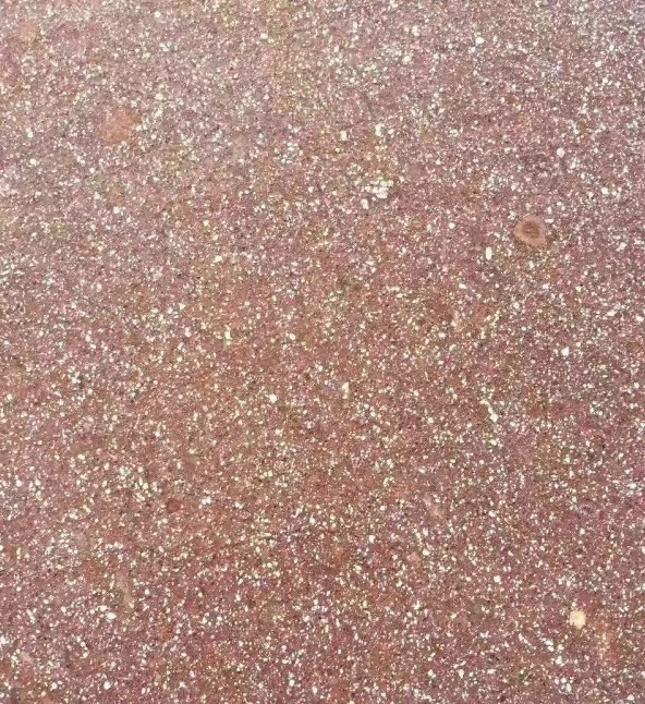 鸡血红